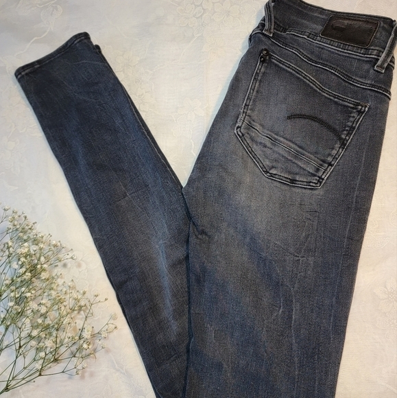 G-STAR Raw jeans. Black. LYNN mid rise. 34" inseam size 6. - Picture 3 of 10